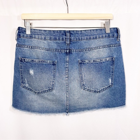 Free People Out Of Ordinary Denim Mini Skirt in Vintage Blue - Picture 6 of 11
